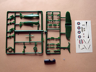 AHM 1/100 P-26A �̃p�[�c