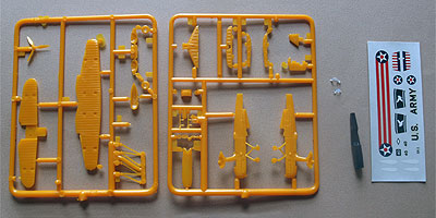 AHM 1/100 P-6E �̃p�[�c