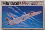 マンネン 1/100 F-14の箱絵