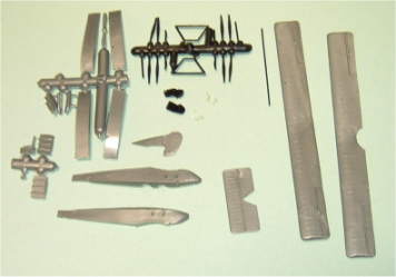 �x�l�b��1/100�X�P�[���̃C���b�^���K�@